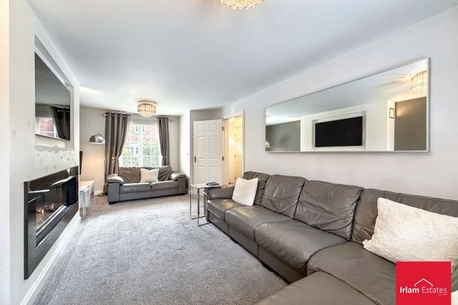 27 Mona Way, Manchester photo 4