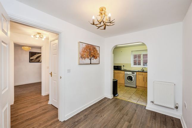 57, Heol Islwyn, Swansea photo 4