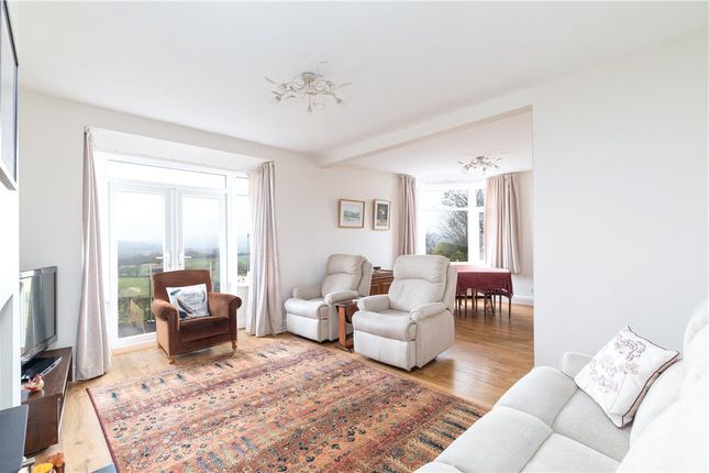 16, West Chevin Road, Ilkley photo 4