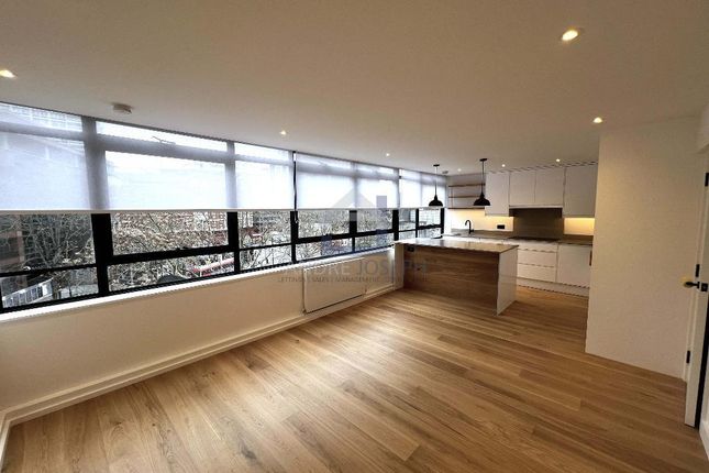 1-bed flat on 13, Princess Street, Elephant & Castle, £400,000