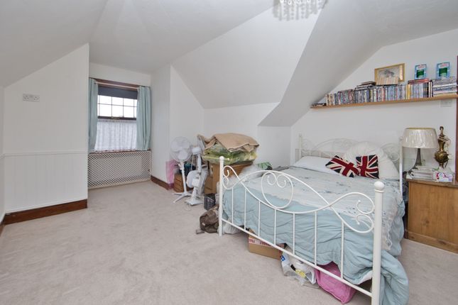 Terraced house for sale in Godwin Road, Cliftonville