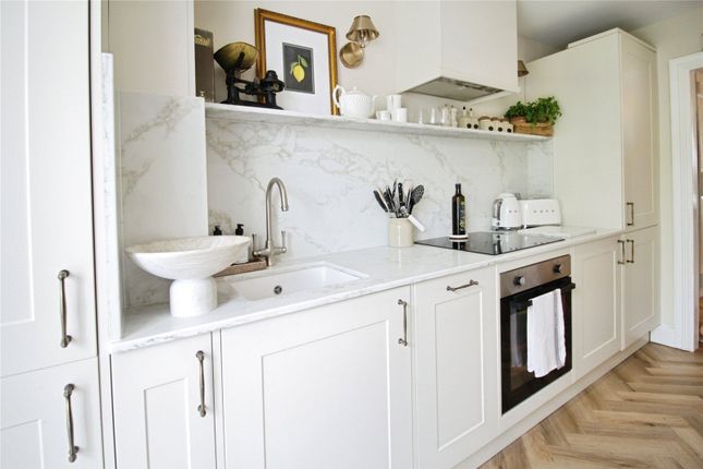 42, South Primrose Hill, Chelmsford photo 5