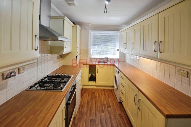 2, Deakin Court, 9 Bournemouth Road, Chandler's Ford photo 3