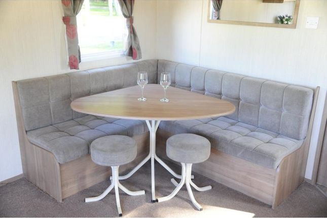 Mobile/park home for sale in Sleaford Road, Tattershall, Lincoln