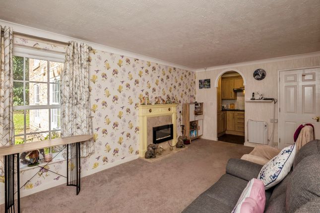 Flat 26, Morgan Court, Worcester Road, Malvern photo 4
