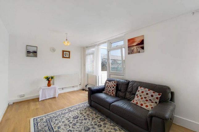 Thumbnail Maisonette for sale in Stockwell Park Road, Stockwell, London