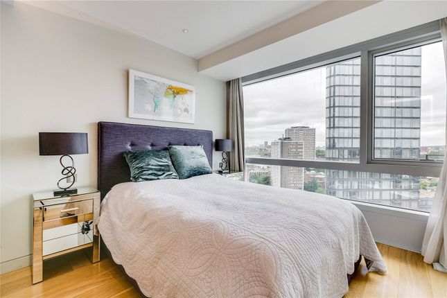 Flat for sale in Canaletto, 257 City Road, London