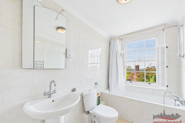 Flat 2 Byron House, Clonmel Close, Harrow on the Hill photo 3