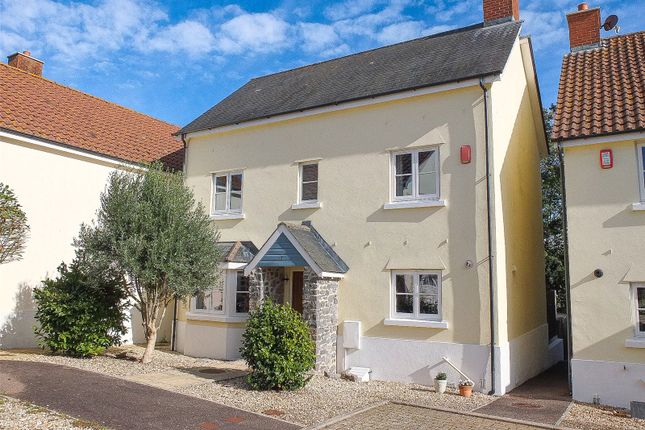 4-bed detached on 7, Garrett Close, Devon, £525,000