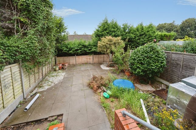 51, Thornleigh, Dudley photo 4