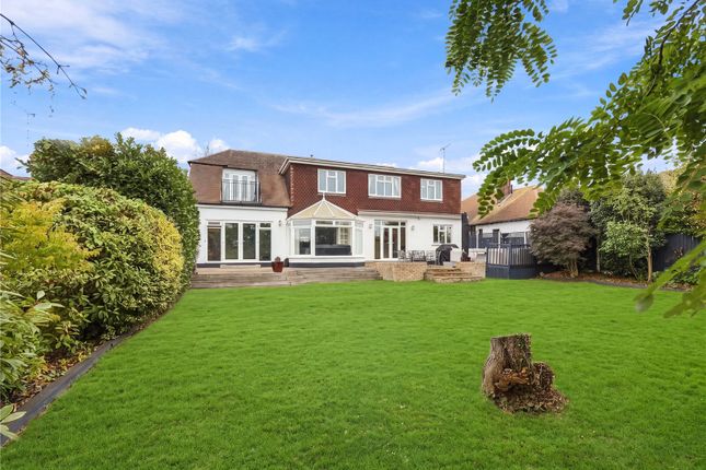 Thorpe Hall Avenue, Essex photo 3