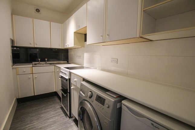 18, Boundary Road, Newbury photo 4