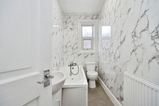 50, Nowell Mount, Leeds photo 4