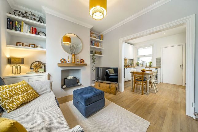 127, Calvert Road, London photo 2