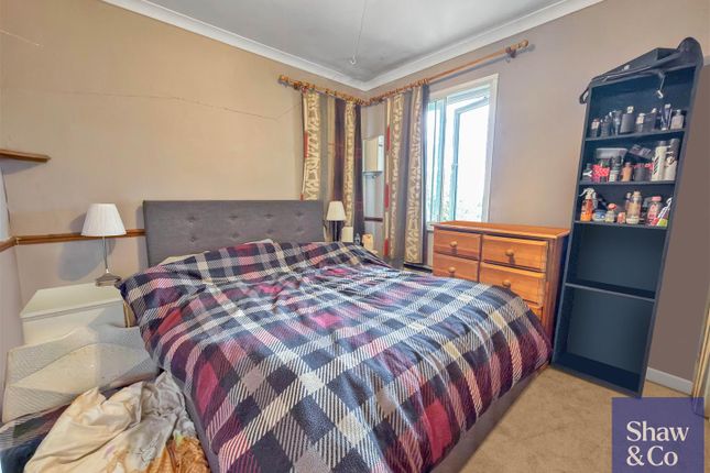 Flat 3, Aldermead, 14, Pownall Gardens, Hounslow photo 4