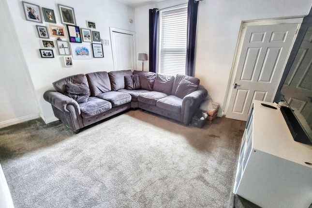 8, Gladstone Street, Newcastle Upon Tyne photo 2