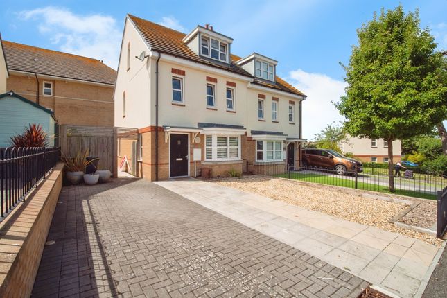 Town house for sale in Fernhill Avenue, Weymouth