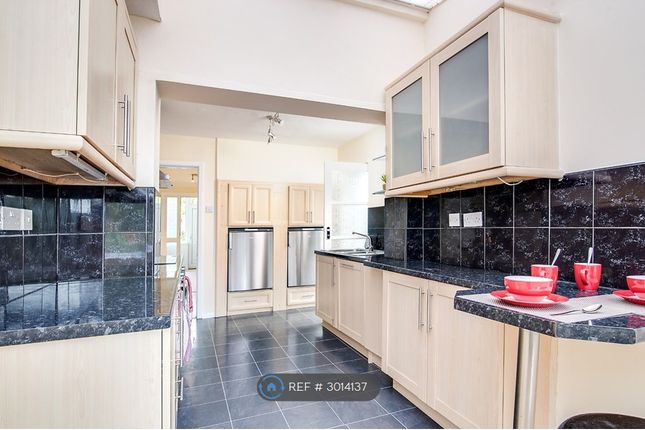 Grove Lane, Harborne, Birmingham photo 3