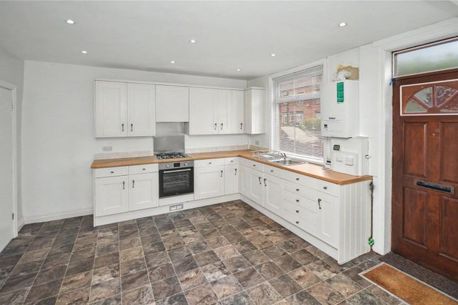 15, Marsden Place, West Yorkshire photo 5
