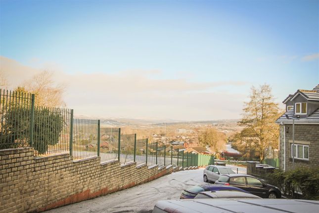 Flat for sale in Imperial Court, Burnley