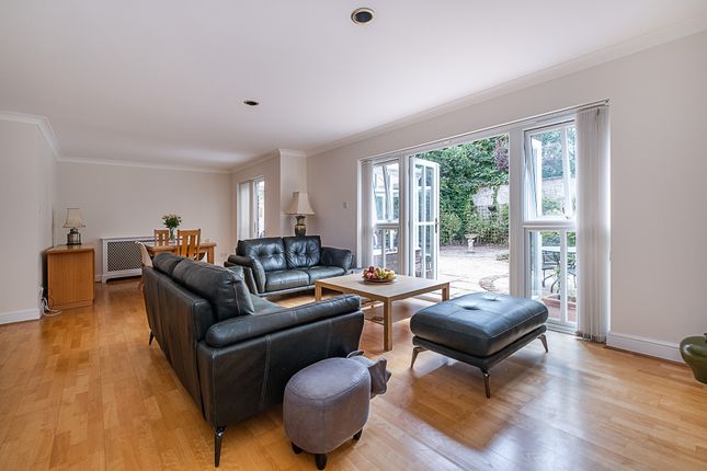 4, Paget Place, Kingston Upon Thames photo 4