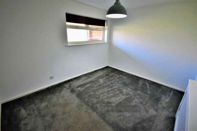 8, Oakfield, Wrexham photo 5