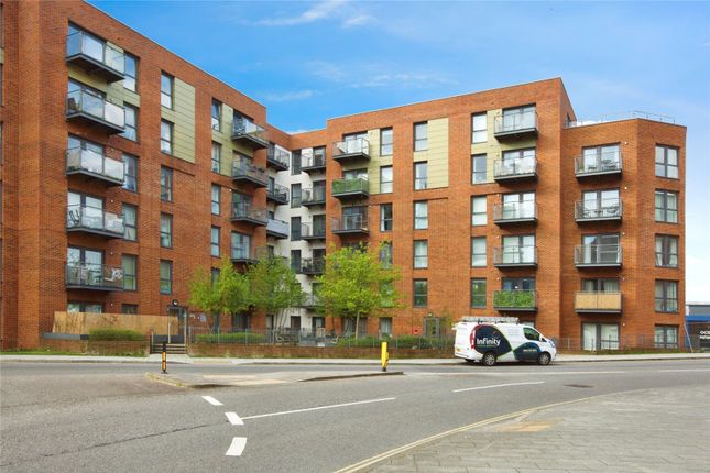 Flat for sale in Keel Road, Southampton, Hampshire