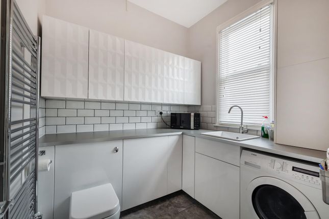 Flat for sale in Rosendale Road, West Dulwich