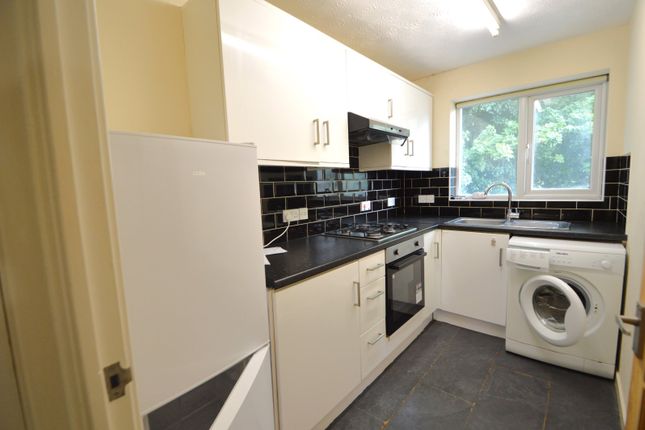 14, Baird Close, Berkshire photo 3