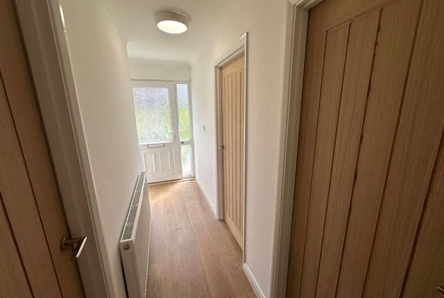 6 Forest View, Cimla photo 2