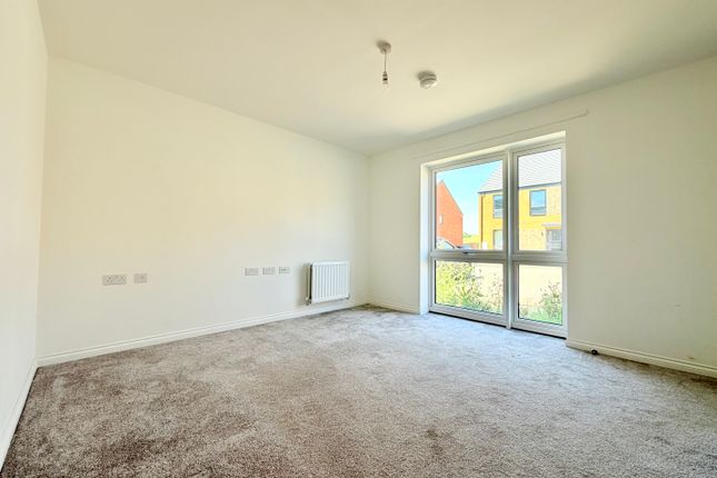 8, Hercules Drive, WELLINGBOROUGH photo 2