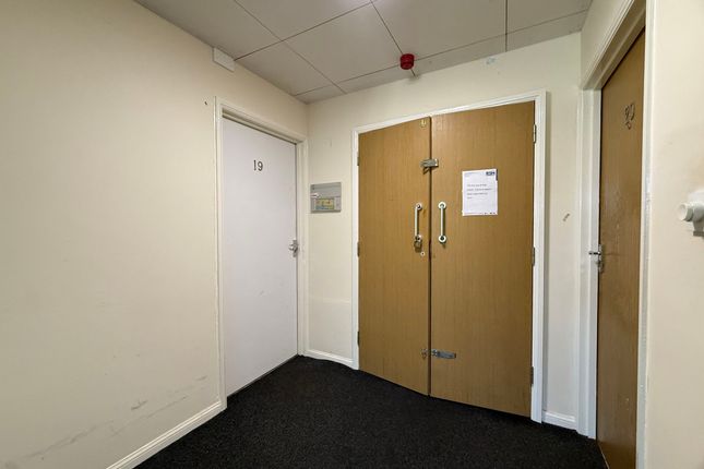 Flat 19, Warren Road, Hartlepool photo 5