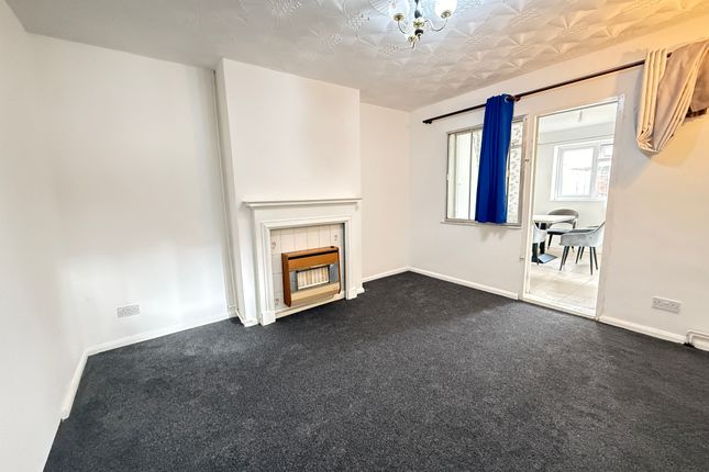 19, Ditton Road, Southall photo 2