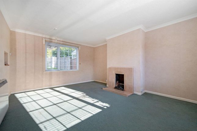 22, Queens Road, Whitchurch photo 3