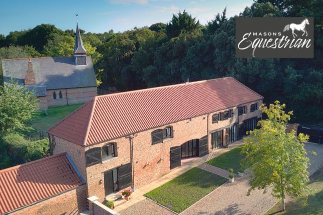 Thumbnail Barn conversion for sale in Top Road, Little Cawthorpe, Louth