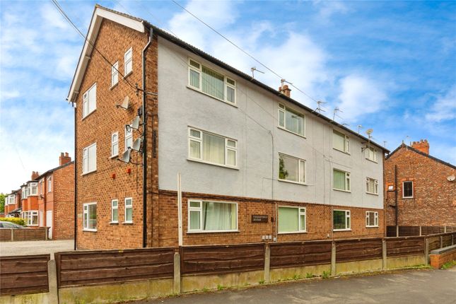 Flat for sale in Cheadle Road, Cheadle Hulme, Cheshire