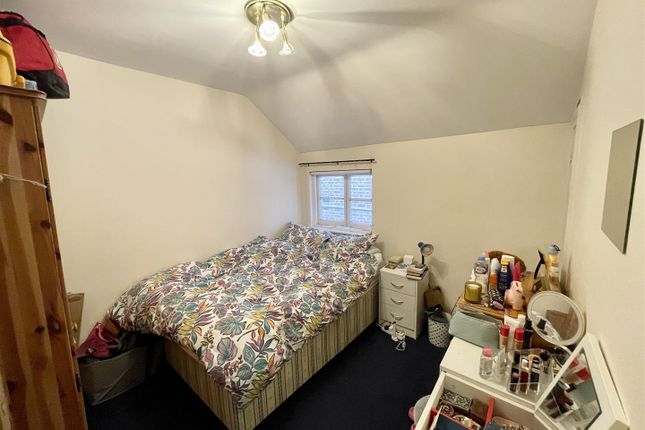 Flat 10, 5, Cleve Road, London photo 5
