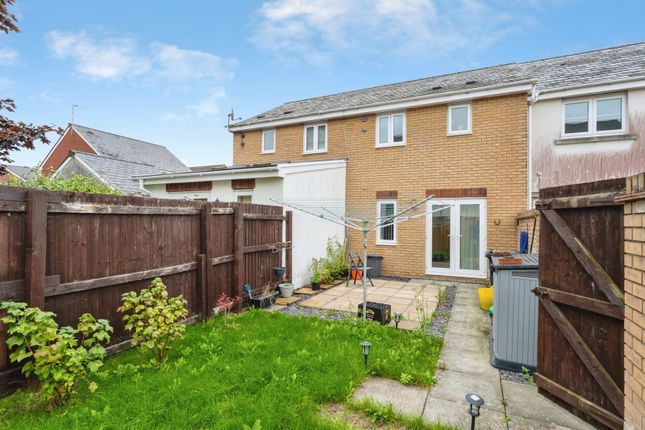 24, Six Mills Avenue, Swansea photo 4