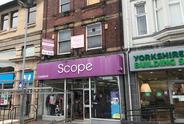 Thumbnail Retail premises to let in 83 Carlton Street, Castleford, West Yorkshire