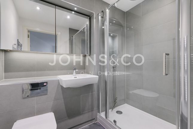 22 Ashwell House, Healum Avenue, Southall photo 3