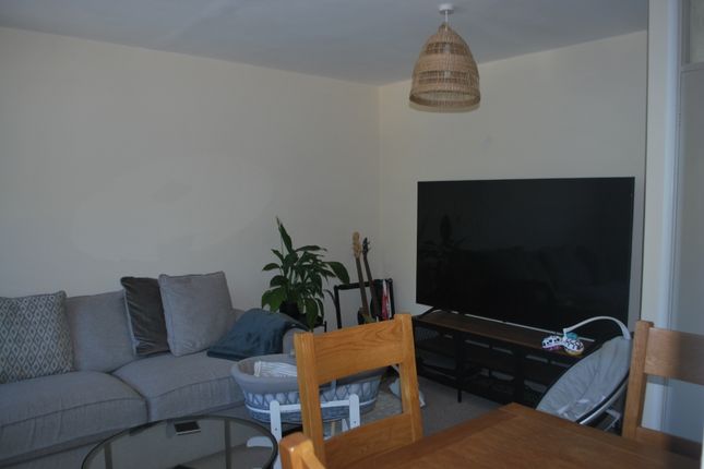 Flat to rent in The Drive, Farringdon, Exeter