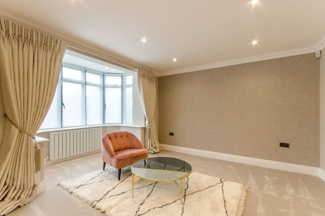 Thumbnail Property to rent in Oakmead Gardens, Mill Hill, Edgware