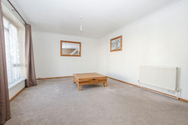 4, Barnfield Close, Southampton photo 2