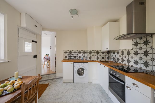 312497 - 10 High St, Toft-55.Jpg