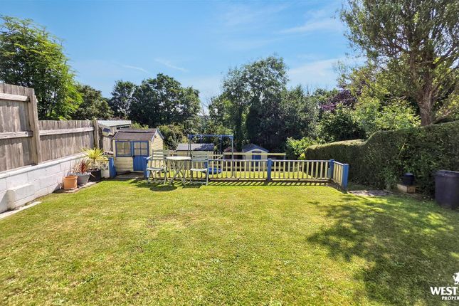11, St Martins Park, Haverfordwest photo 4