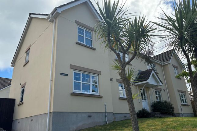 Flat to rent in Seafields, Paignton