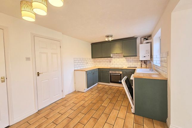 Riverstone Way, Northampton photo 3