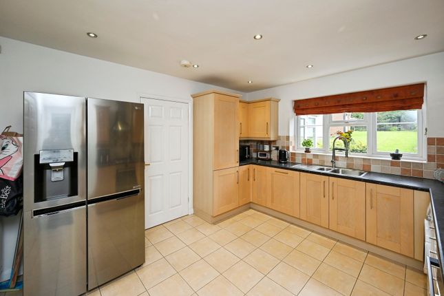 106, Mansfield Road, Nottingham photo 4