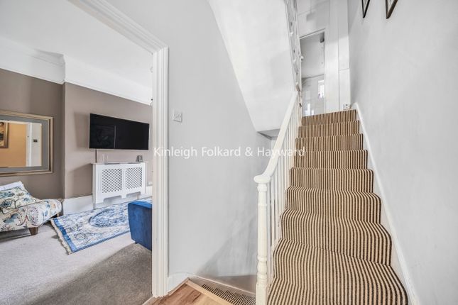 Flat to rent in Eburne Road, London