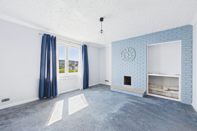 14, Hutchison Drive, Darvel photo 2